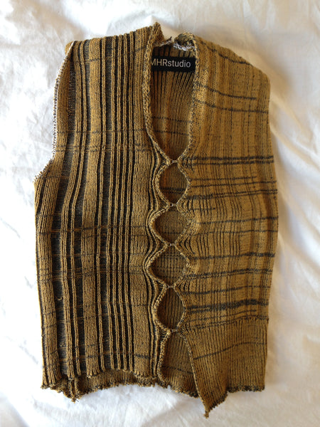 Ribbed Hook & Eye Vest