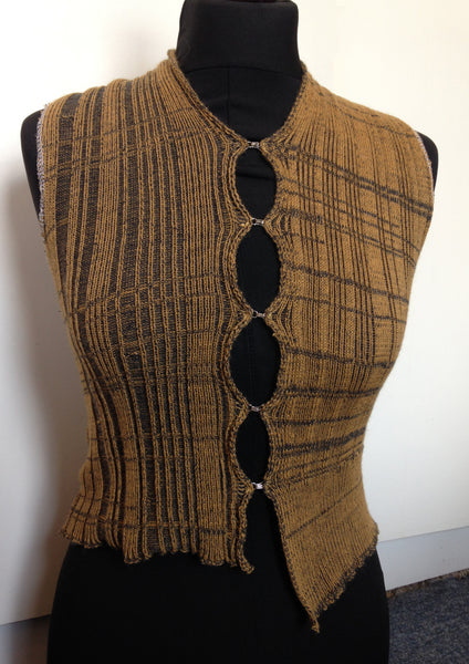 Ribbed Hook & Eye Vest