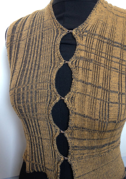 Ribbed Hook & Eye Vest